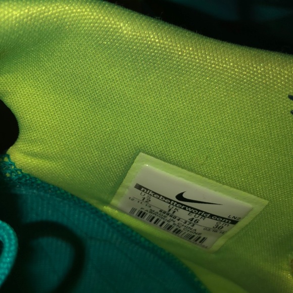 Nike hyper REVS size 12 - Picture 3 of 6